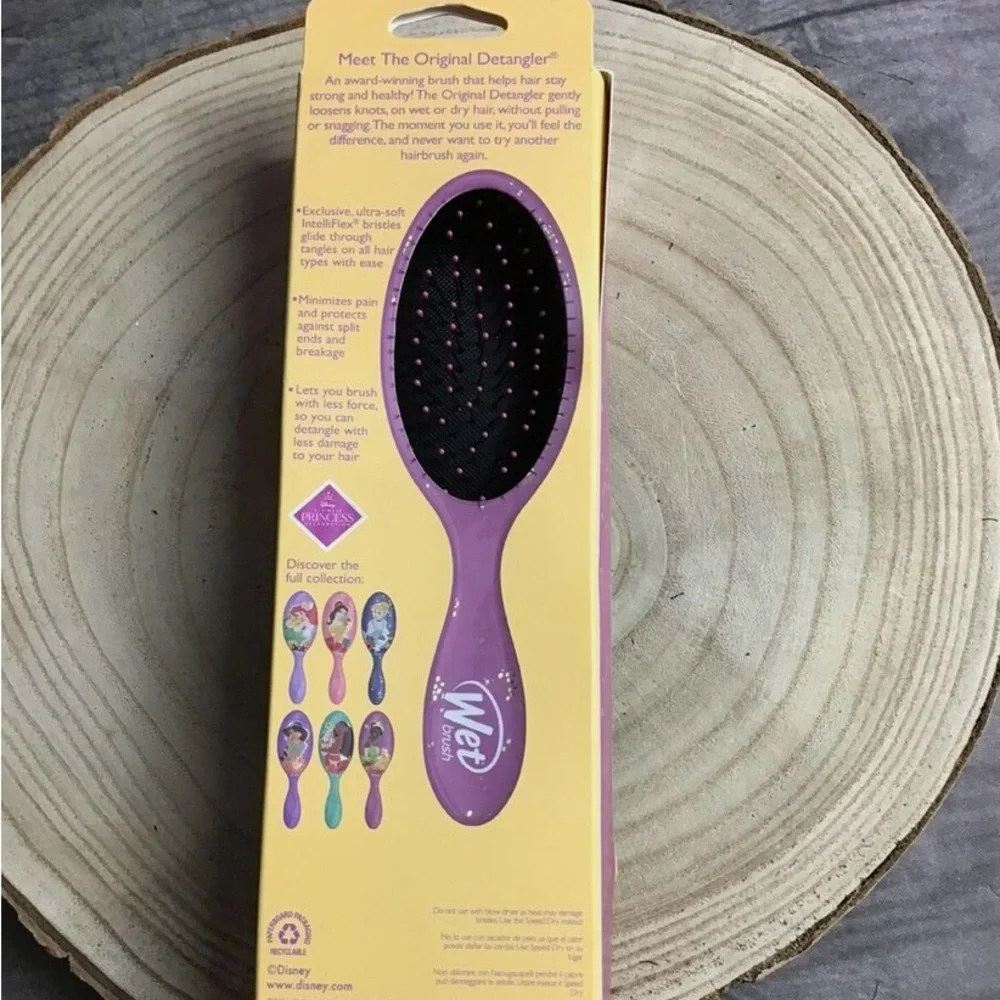 NIB Disney The Princess And The Frog Tiana Original Detangler Wet Brush